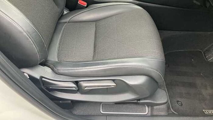 Honda HR-V 1.5 eHEV Advance 5dr CVT Hybrid Hatchback 